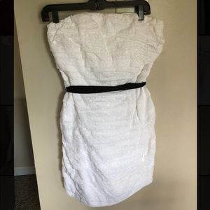 White Express Sleeveless Dress